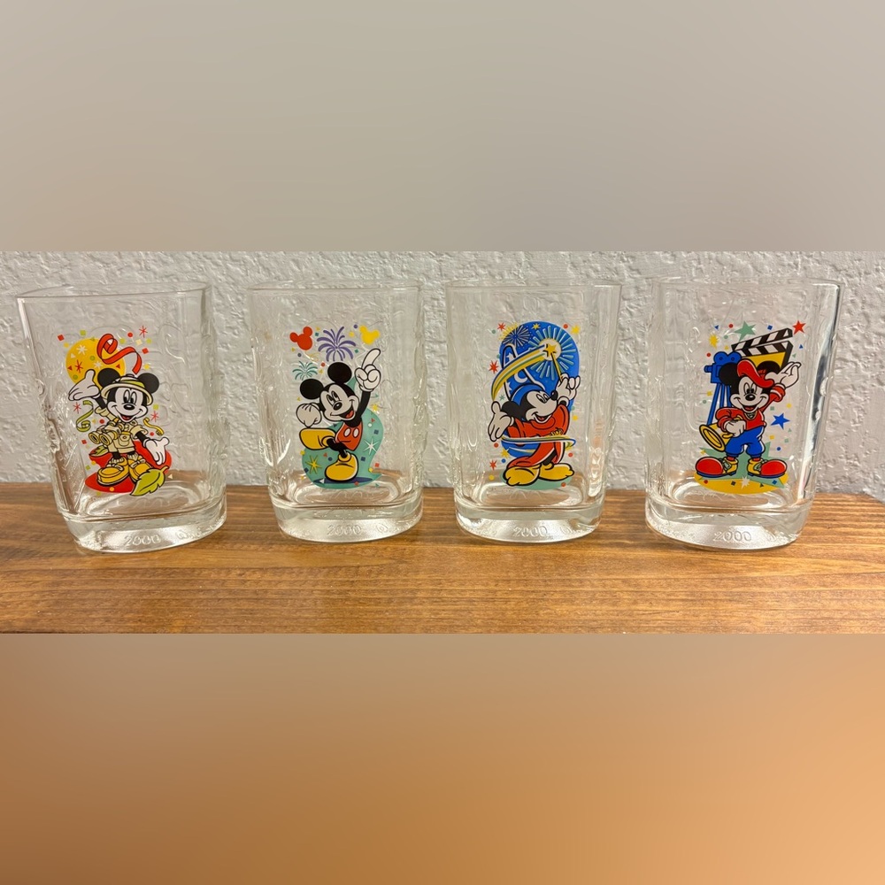 Disney Mickey Mouse Celebration Glasses